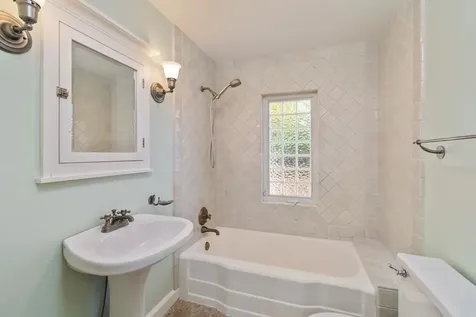 59 Wells Street Burlington VT 05401