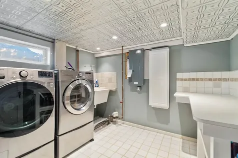 59 Wells Street Burlington VT 05401