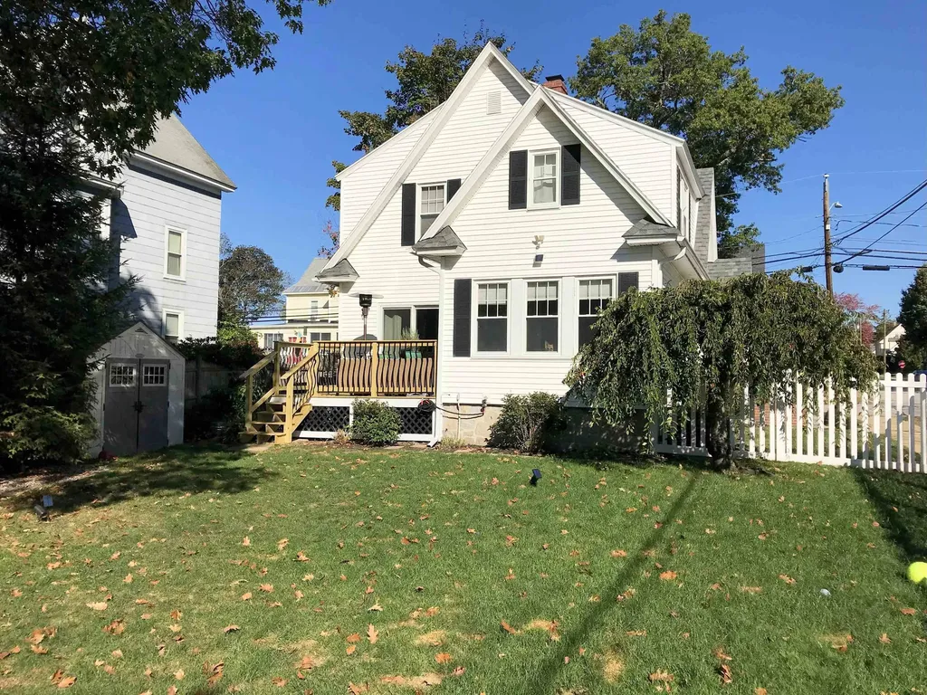 870 Hall Street Manchester NH 03104