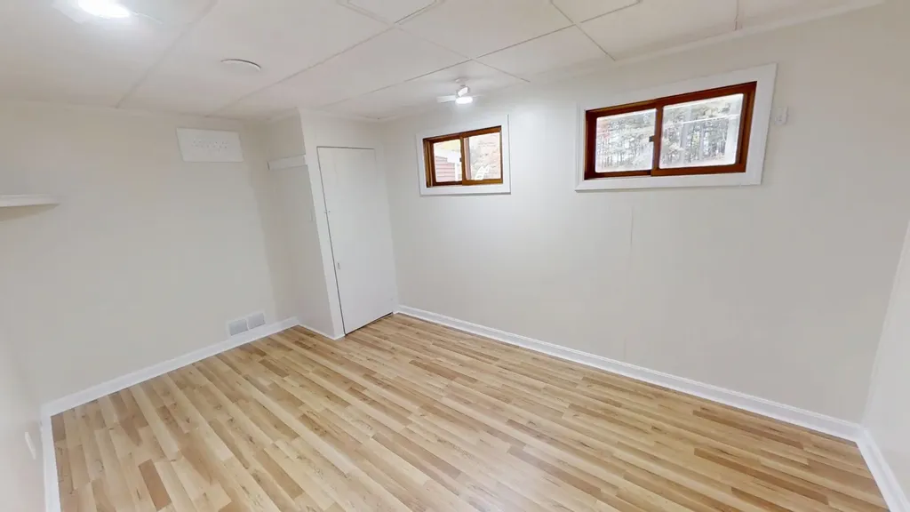 48 Pond Street Salem NH 03079