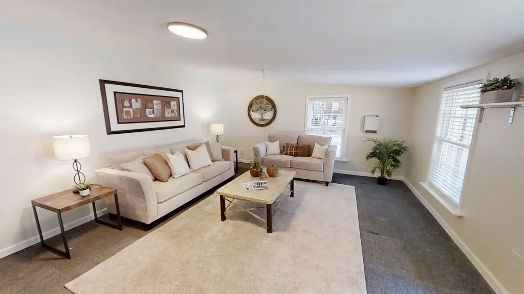 48 Pond Street Salem NH 03079