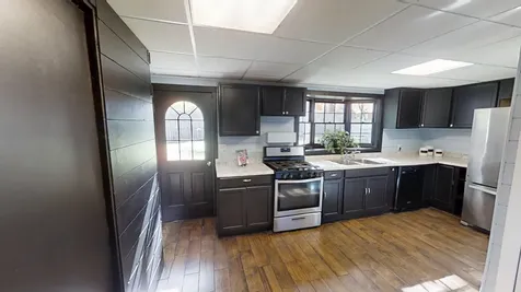 48 Pond Street Salem NH 03079