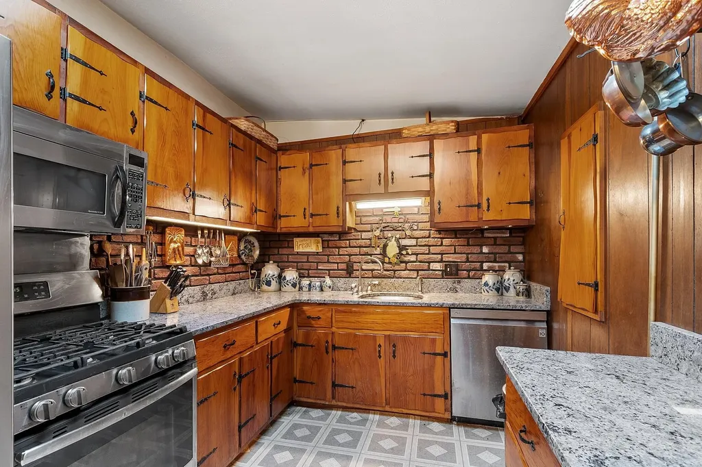 628 Fullam Hill Road Fitzwilliam NH 03447