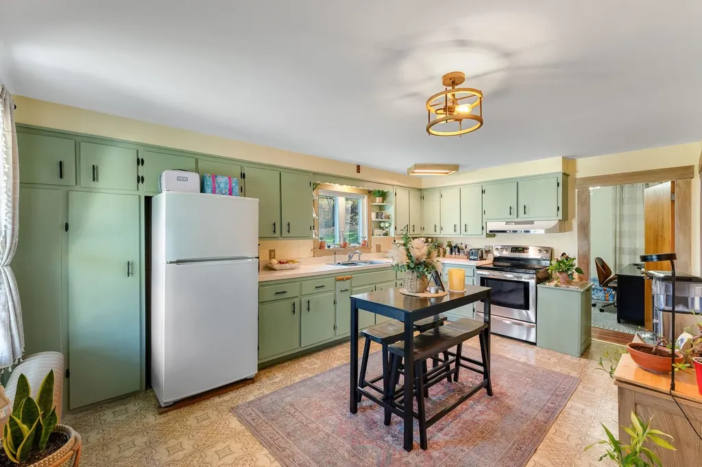 27 John Street Barre City VT 05641