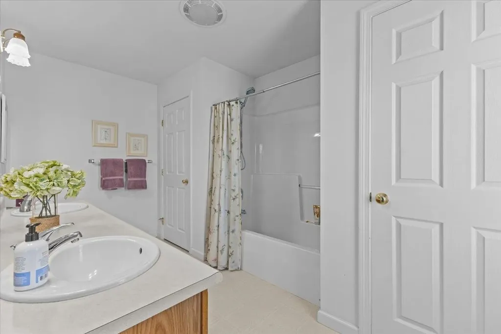 86 Chelsea Place Williston VT 05495