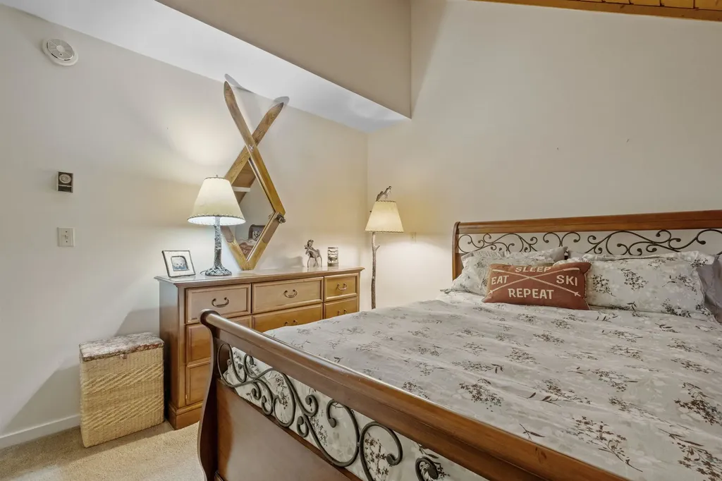 24 Hardwood Ridge Road Lincoln NH 03251