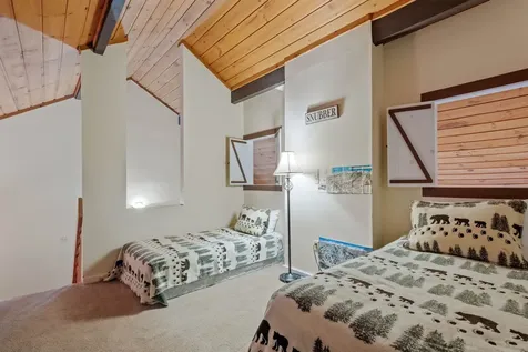 24 Hardwood Ridge Road Lincoln NH 03251