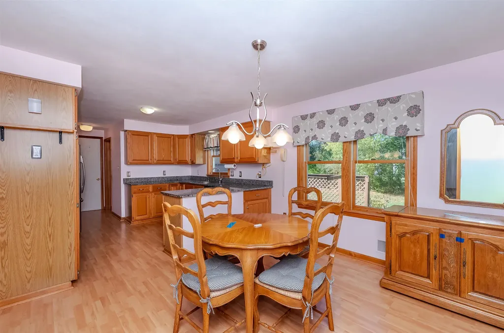 115 Winnicutt Road Stratham NH 03885