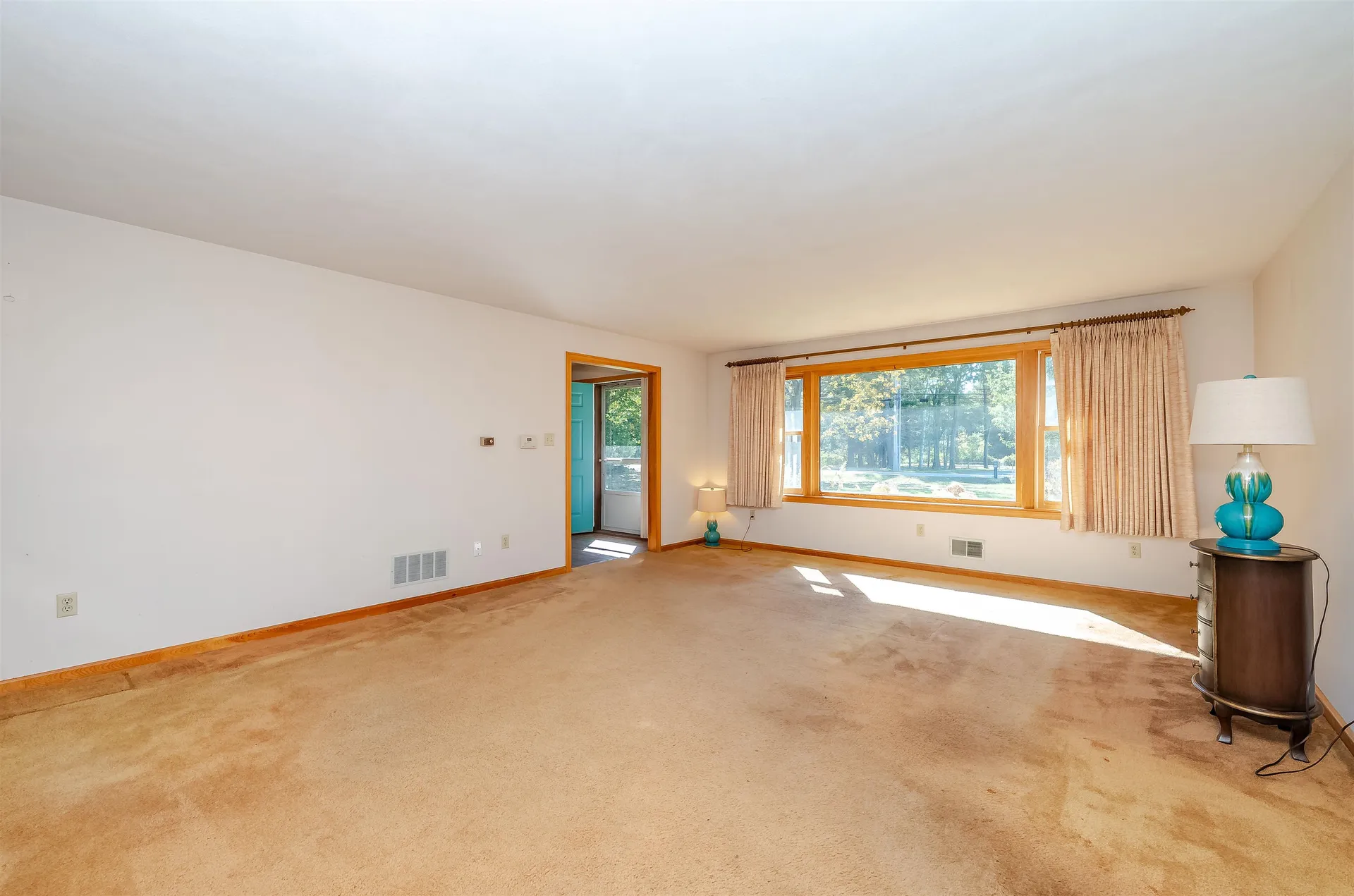 115 Winnicutt Road Stratham NH 03885