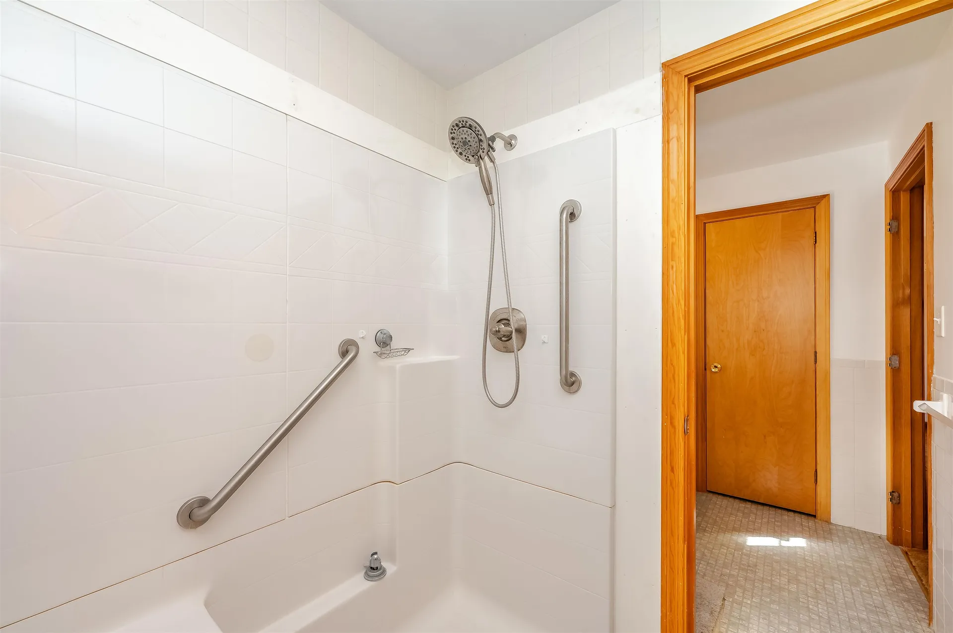 115 Winnicutt Road Stratham NH 03885