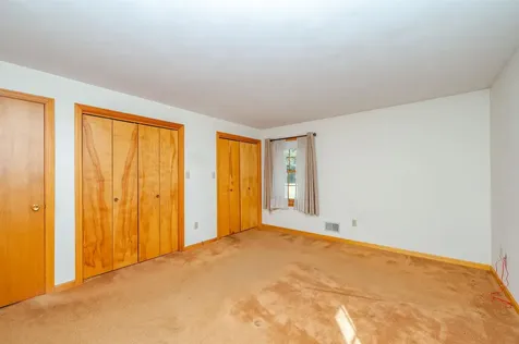 115 Winnicutt Road Stratham NH 03885