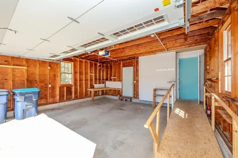 115 Winnicutt Road Stratham NH 03885