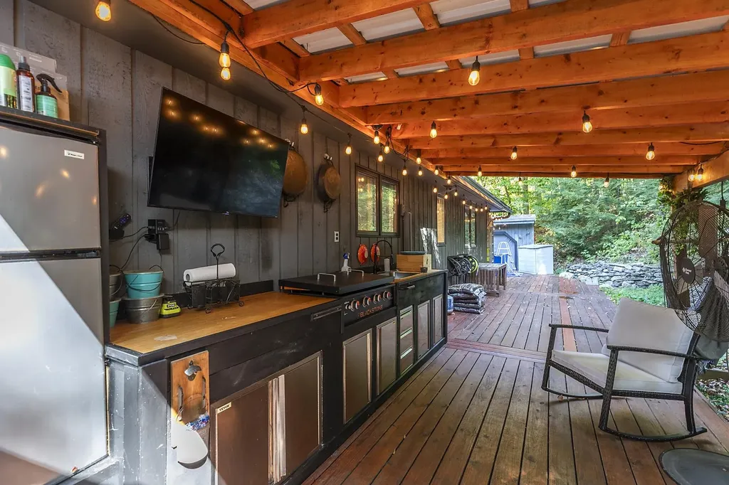 115 Nottingham Park Manchester VT 05255