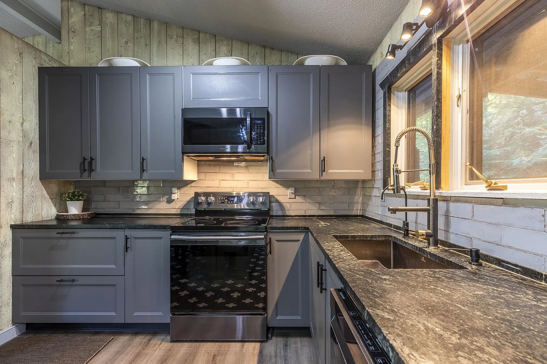 115 Nottingham Park Manchester VT 05255