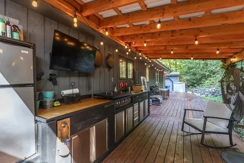 115 Nottingham Park Manchester VT 05255