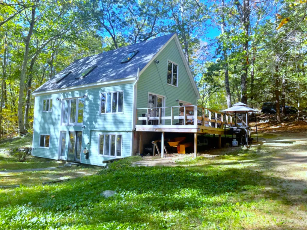 141 Hersey Lane Newmarket NH 03857