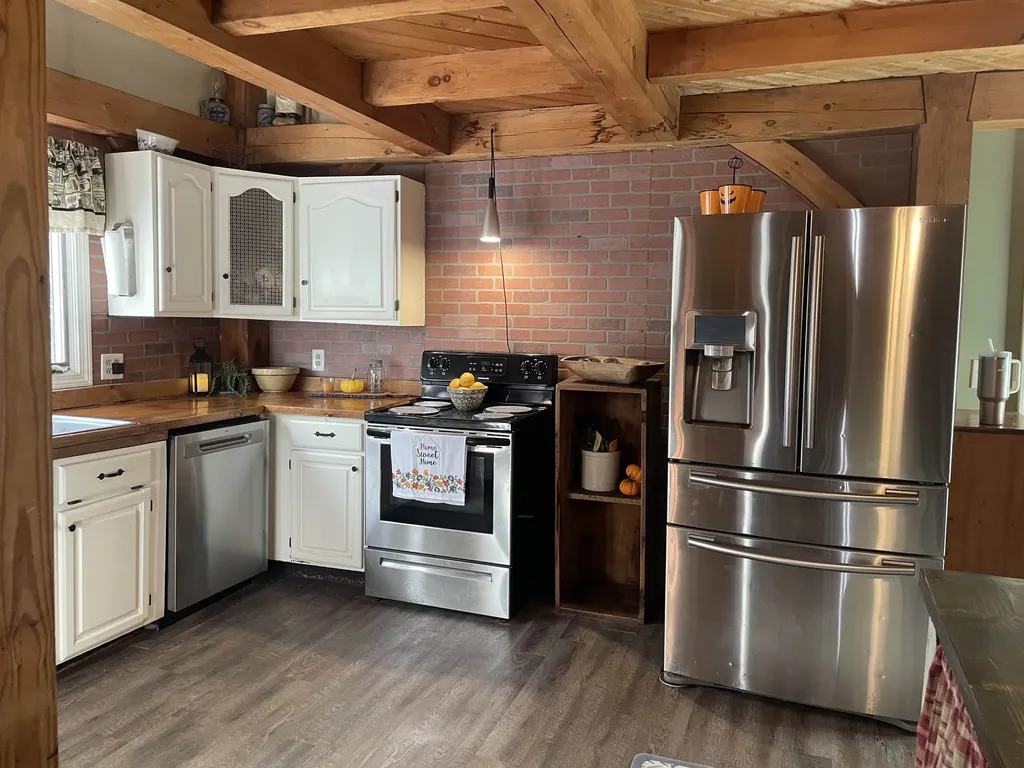 141 Hersey Lane Newmarket NH 03857