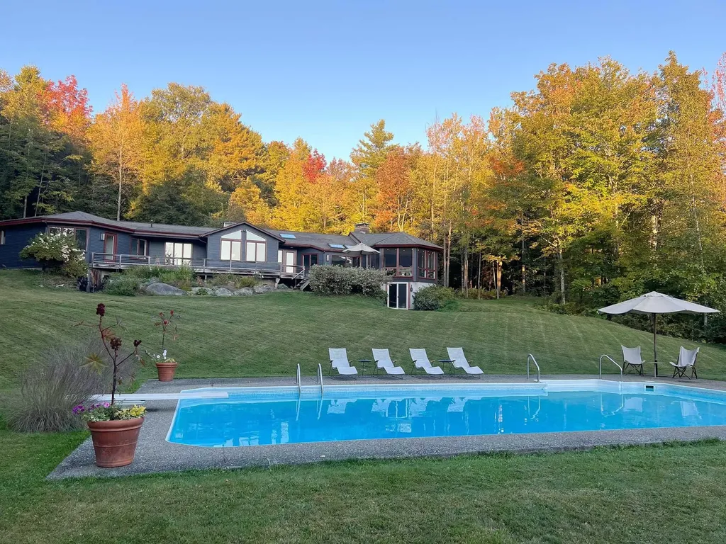 858 Alpine View Road Stowe VT 05672