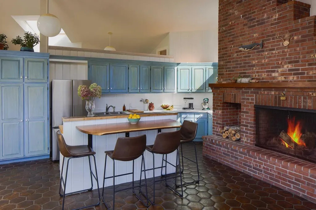 858 Alpine View Road Stowe VT 05672