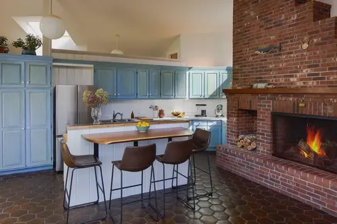 858 Alpine View Road Stowe VT 05672