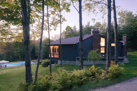 858 Alpine View Road Stowe VT 05672