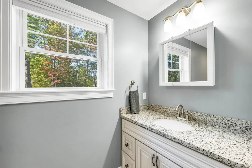 248 Varney Road Barnstead NH 03225