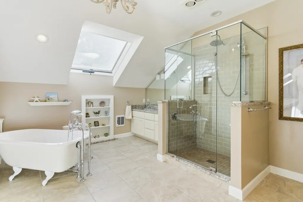 1465 Hooksett Road Hooksett NH 03106