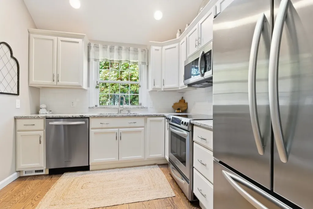 1465 Hooksett Road Hooksett NH 03106