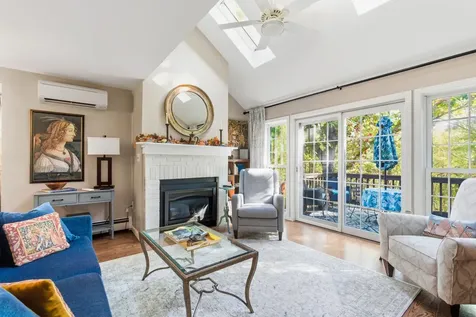 1465 Hooksett Road Hooksett NH 03106