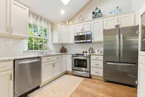 1465 Hooksett Road Hooksett NH 03106