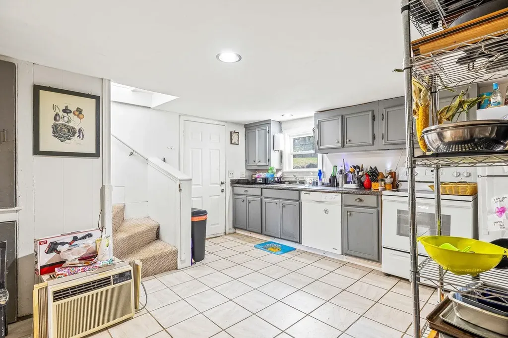 2 Chapel Street Newmarket NH 03857