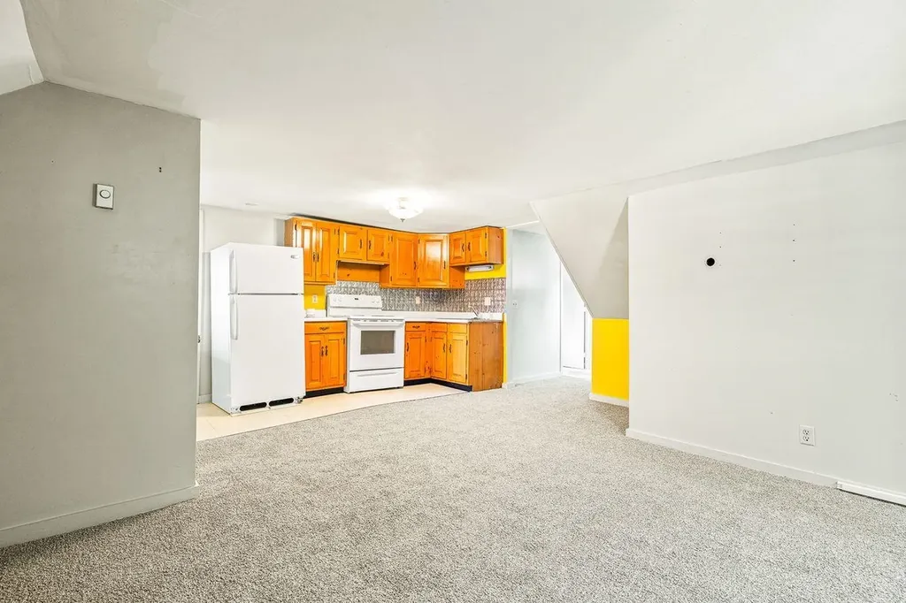 2 Chapel Street Newmarket NH 03857