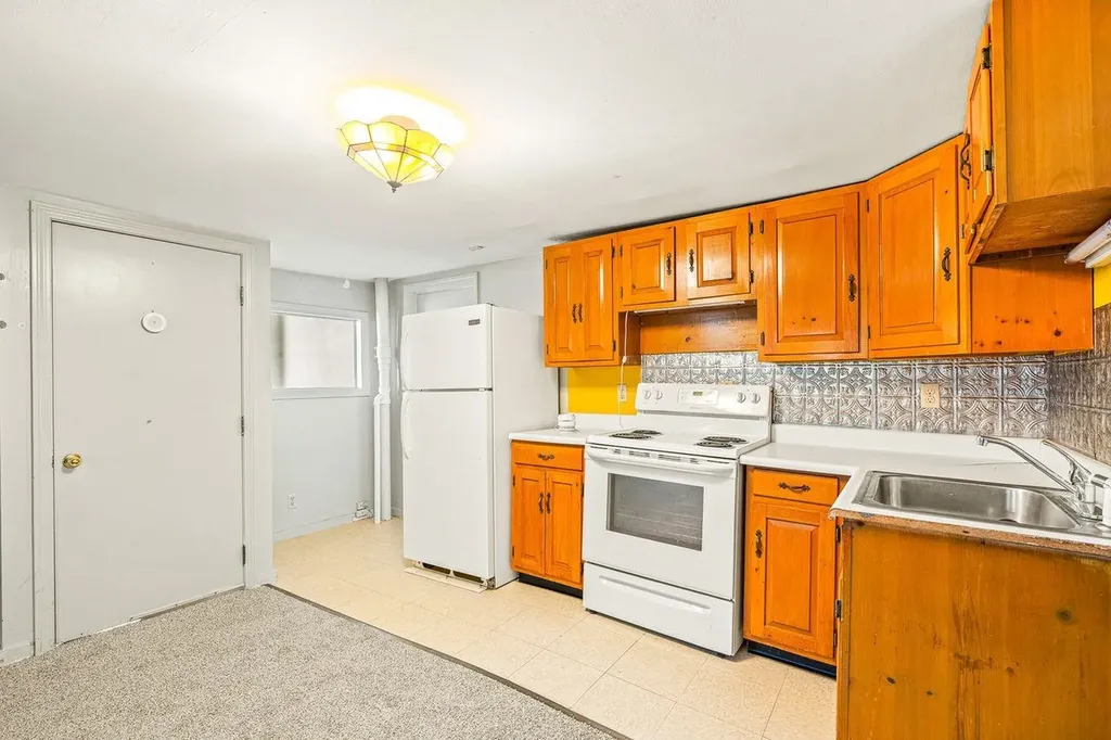 2 Chapel Street Newmarket NH 03857