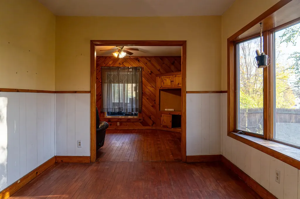 38 River Street Newport NH 03773