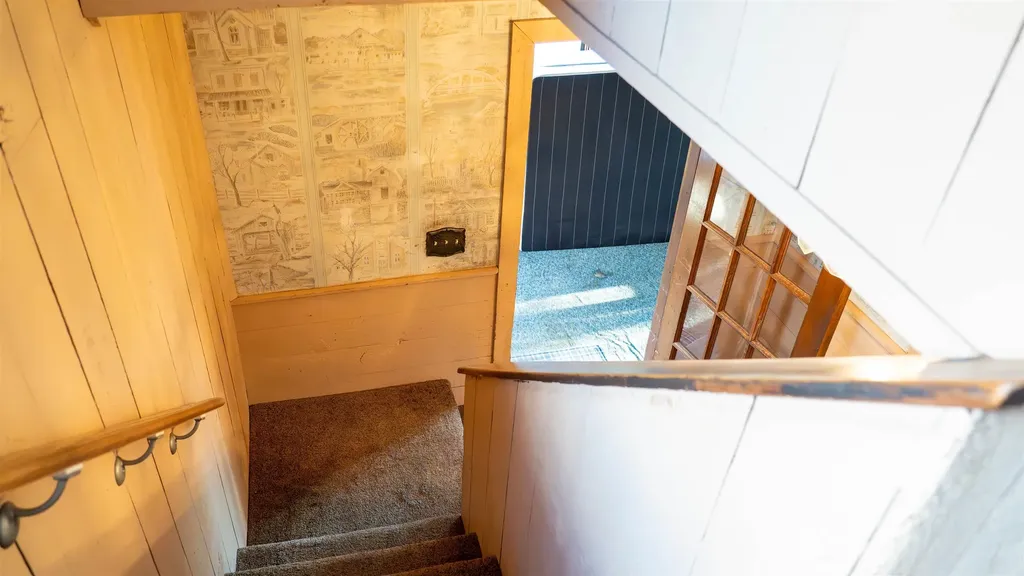 38 River Street Newport NH 03773