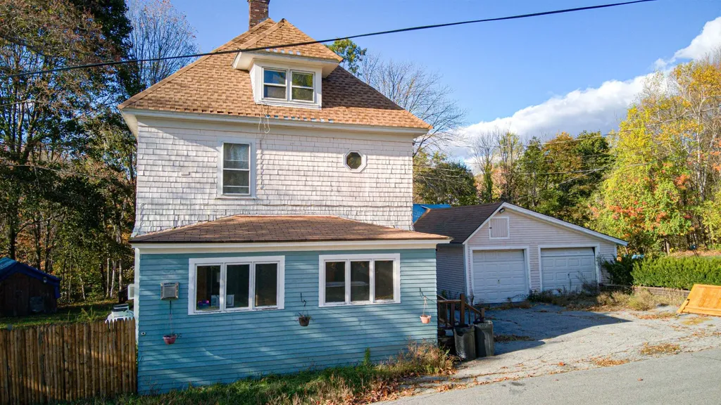 38 River Street Newport NH 03773