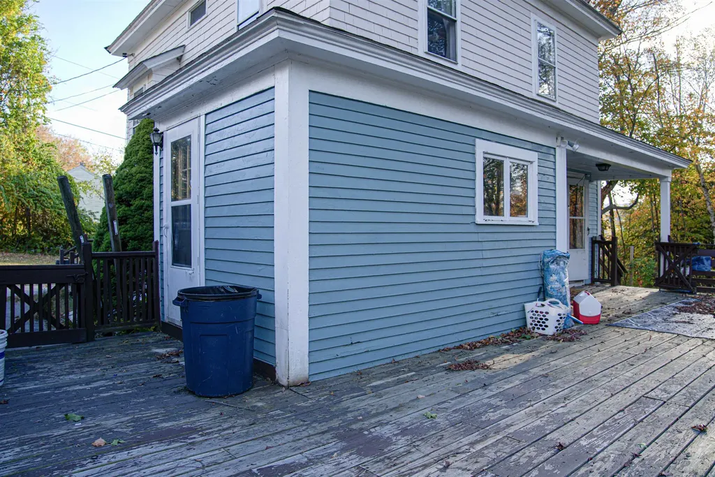 38 River Street Newport NH 03773