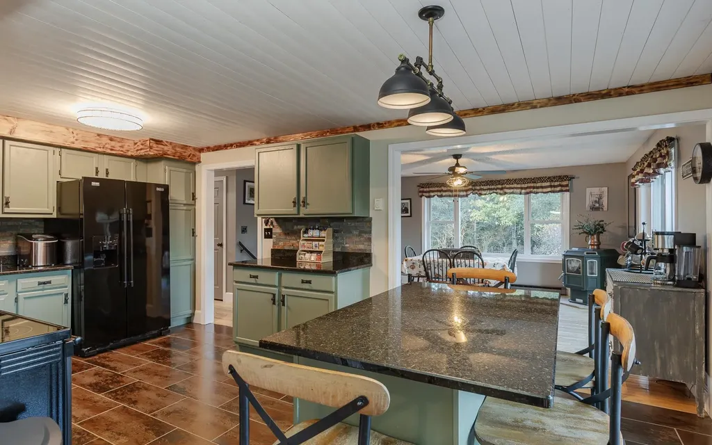 28 Wellington Road Rindge NH 03461