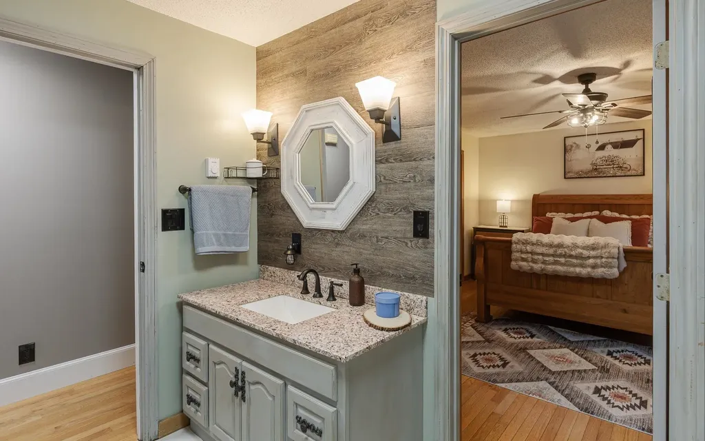 28 Wellington Road Rindge NH 03461