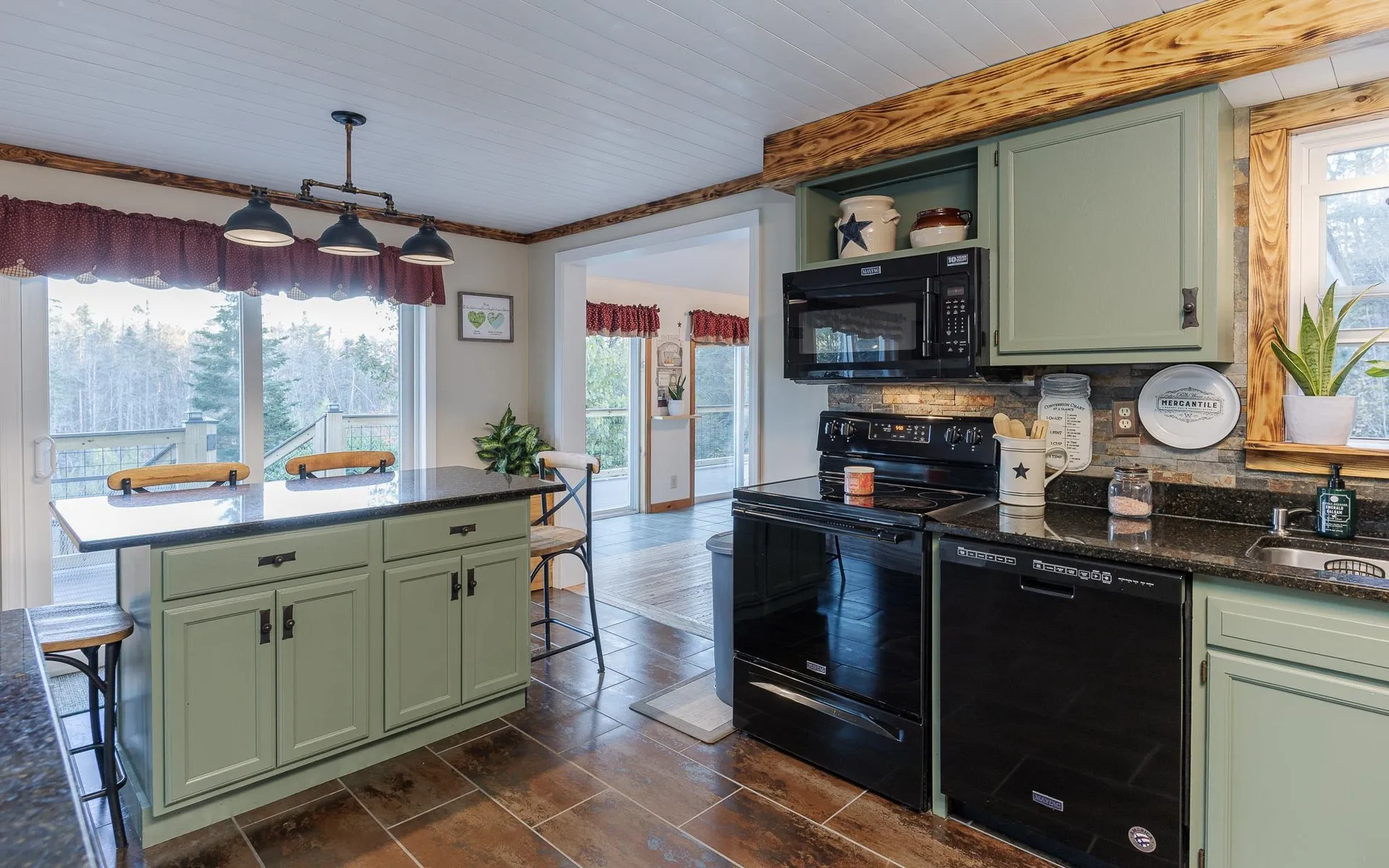 28 Wellington Road Rindge NH 03461