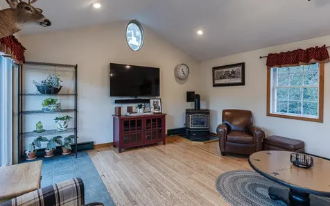 28 Wellington Road Rindge NH 03461