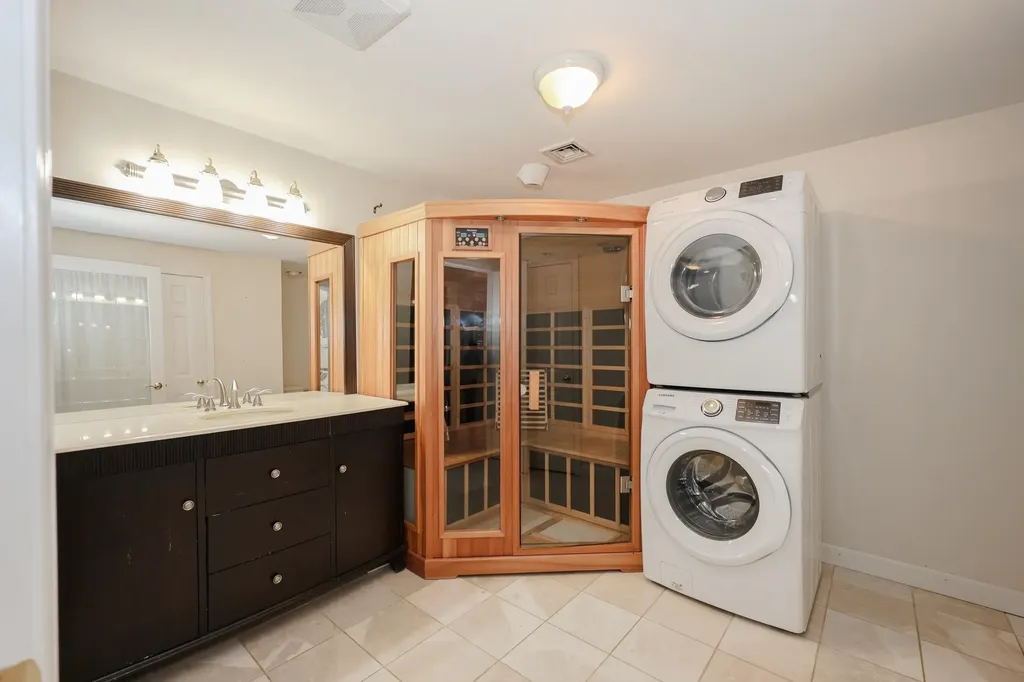 334 Broad Street Hollis NH 03049