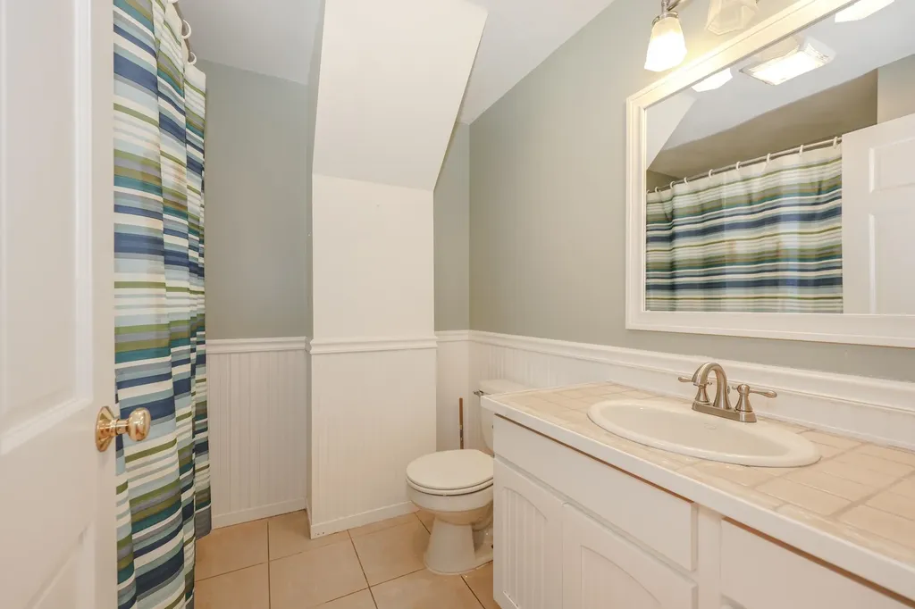 334 Broad Street Hollis NH 03049