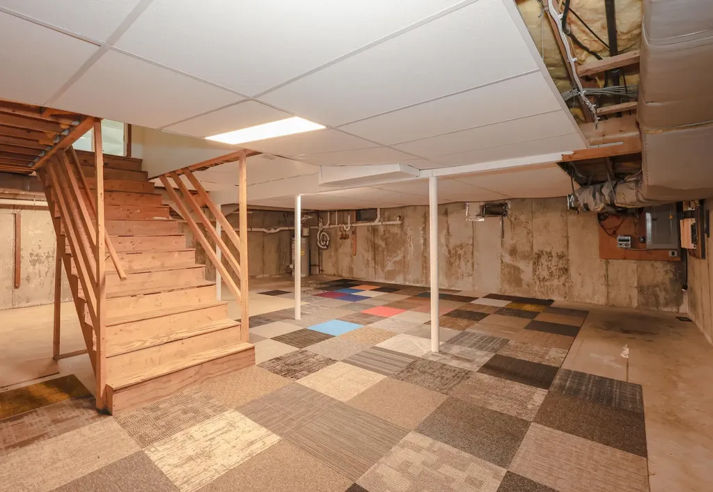 334 Broad Street Hollis NH 03049