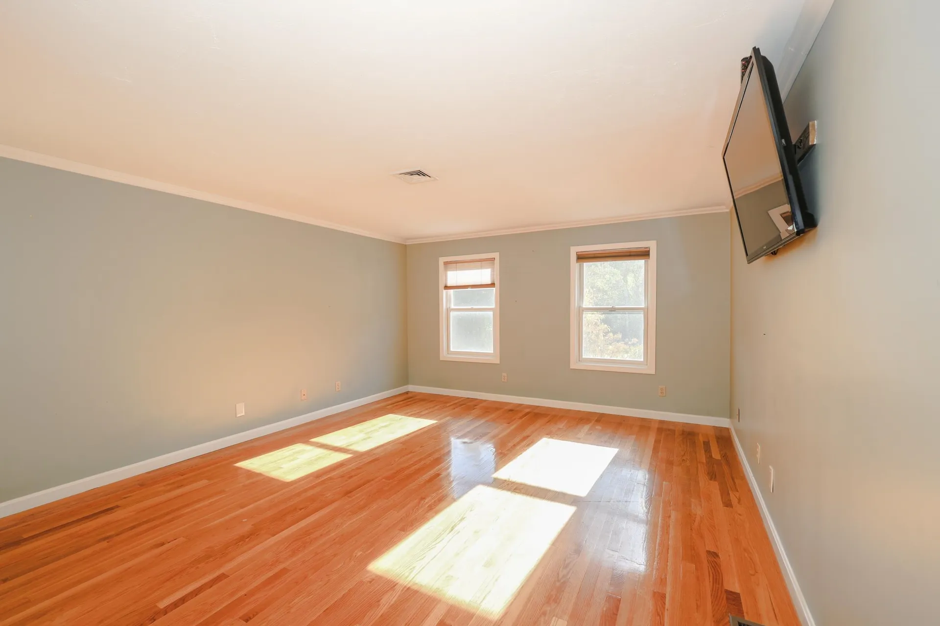 334 Broad Street Hollis NH 03049