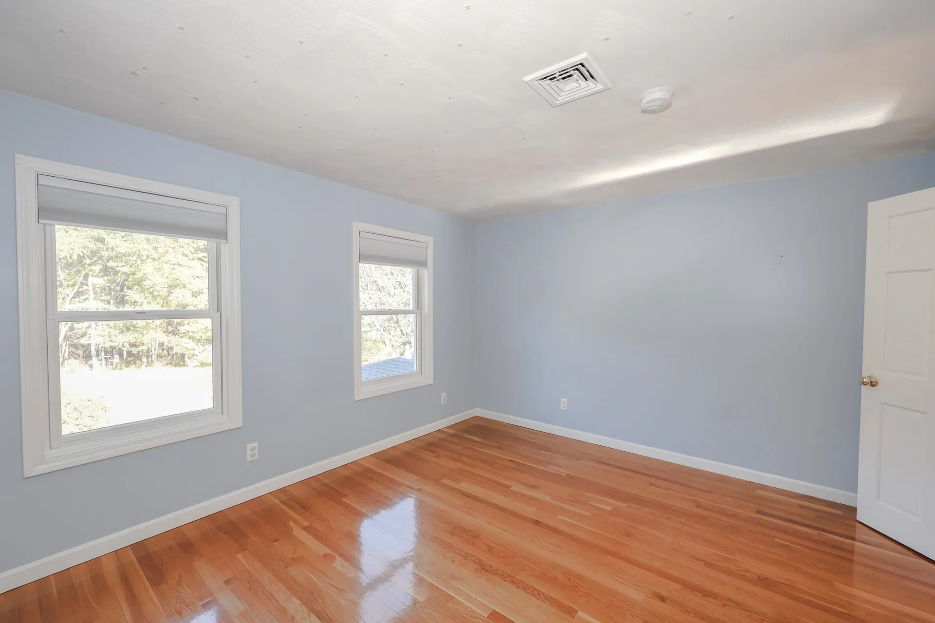 334 Broad Street Hollis NH 03049