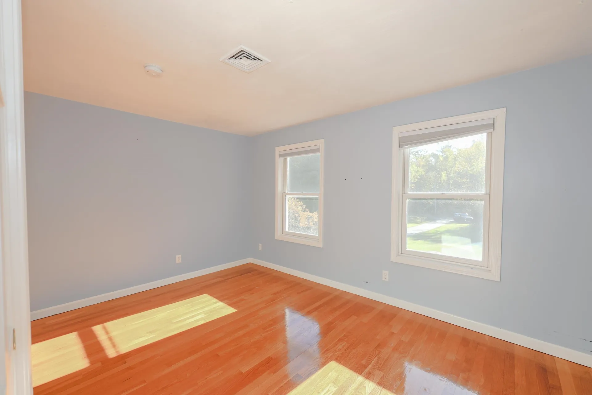 334 Broad Street Hollis NH 03049