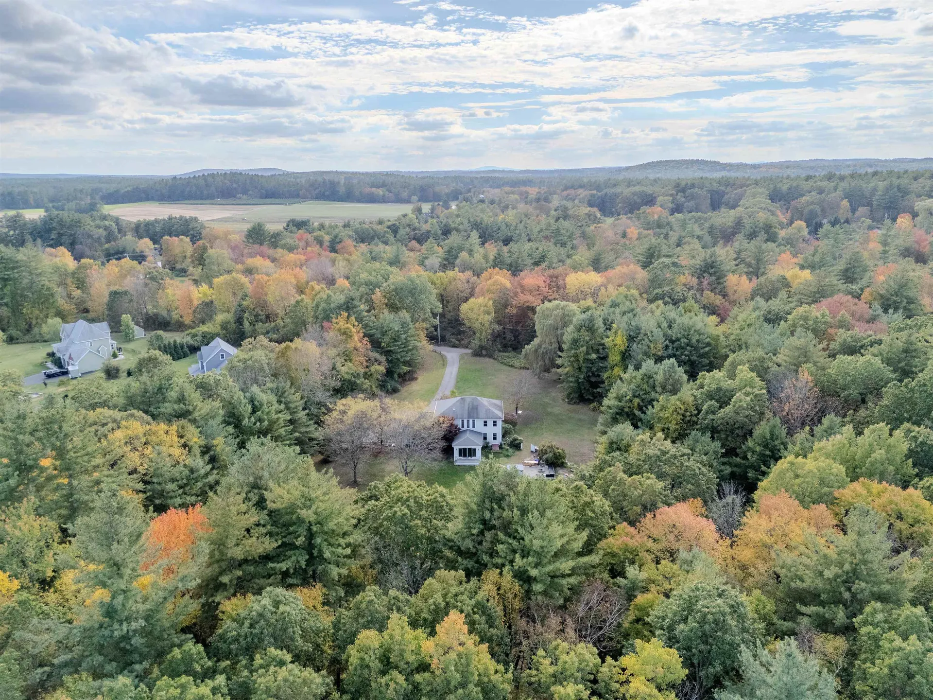 334 Broad Street Hollis NH 03049