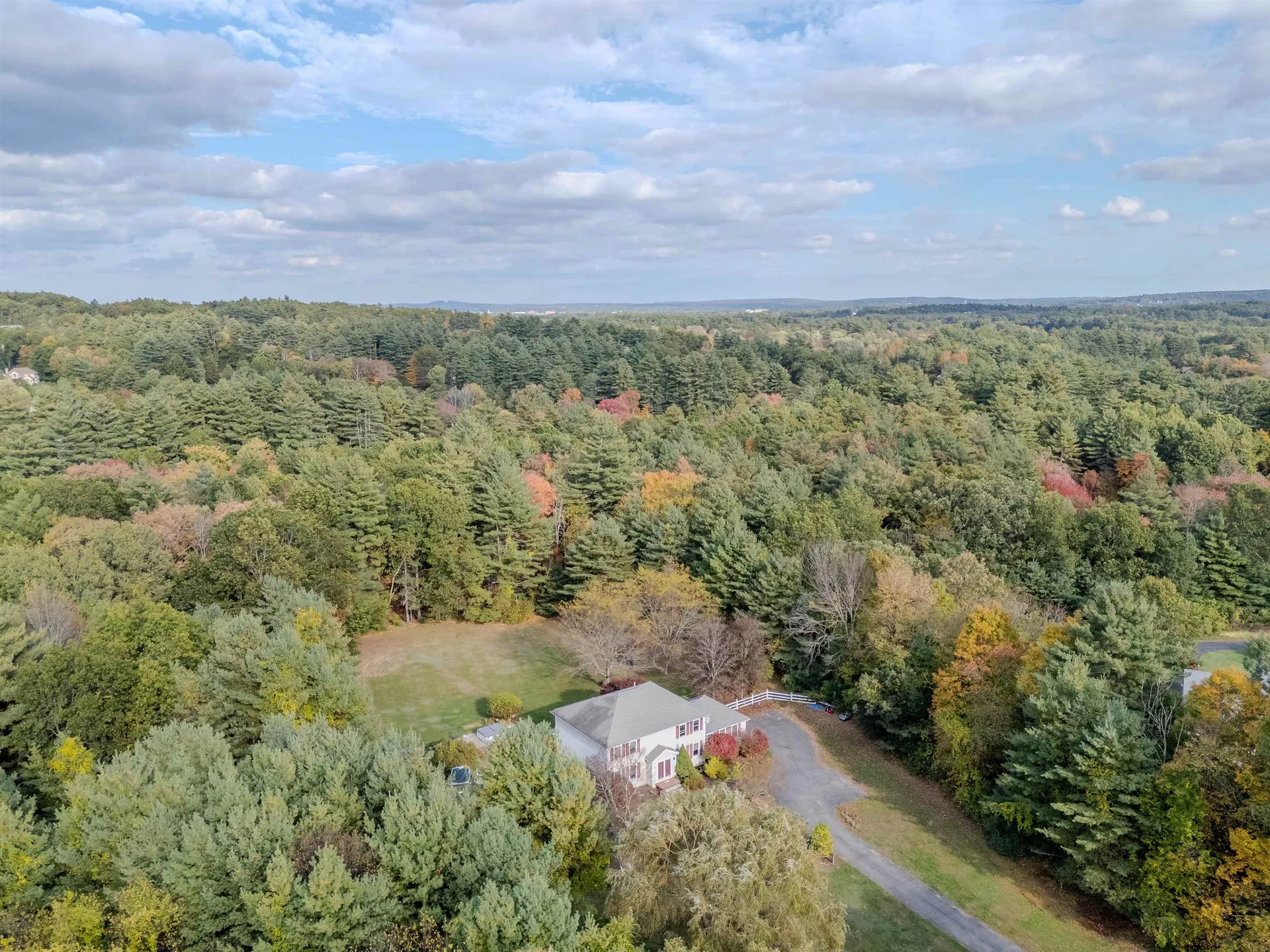 334 Broad Street Hollis NH 03049