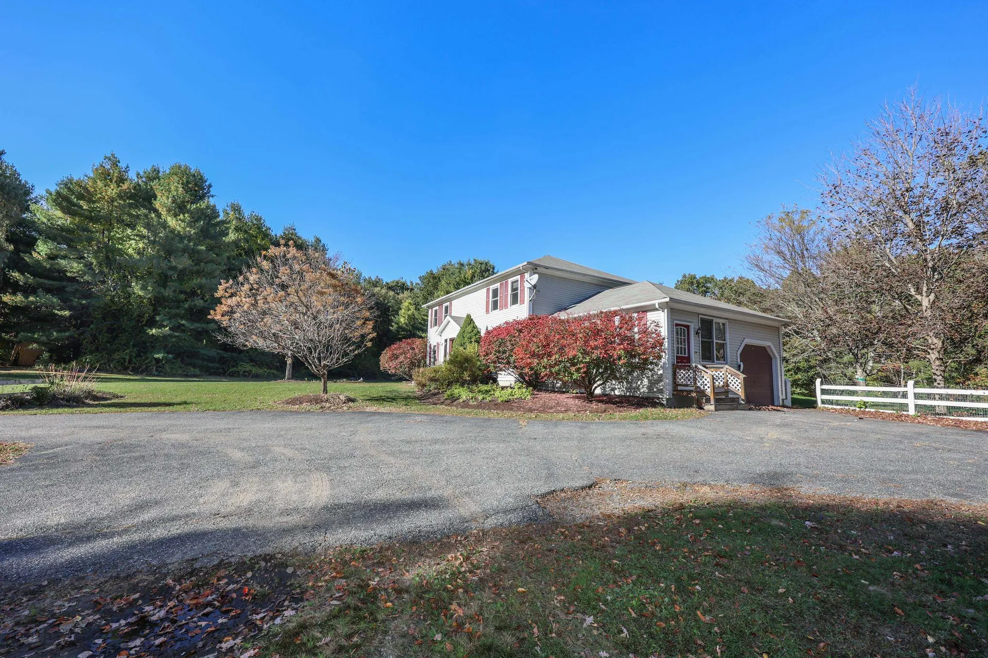 334 Broad Street Hollis NH 03049